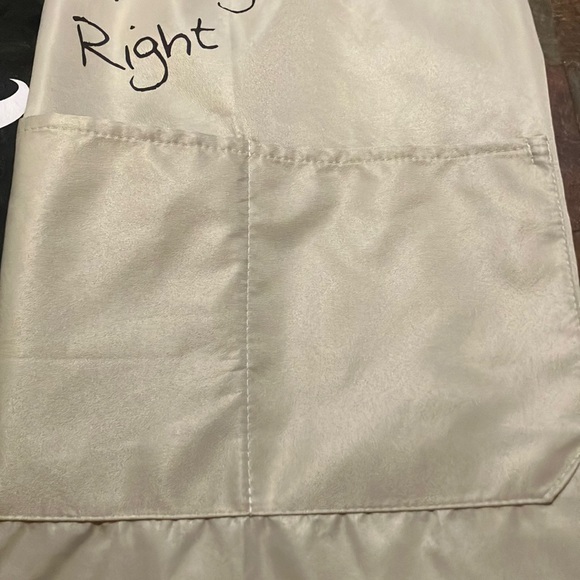 Apron Set: Black Mr Right & Cream Mrs‎ Always Right Pair - Picture 5 of 6